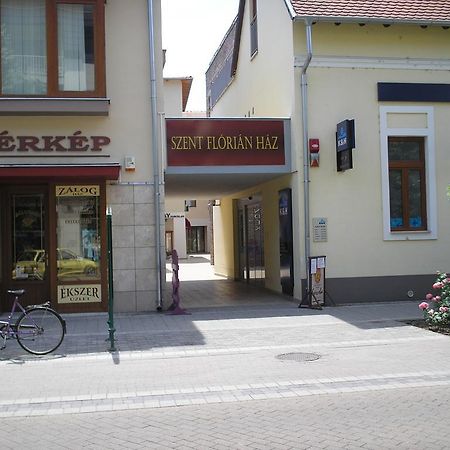 Mediterran Szallas 久洛 外观 照片